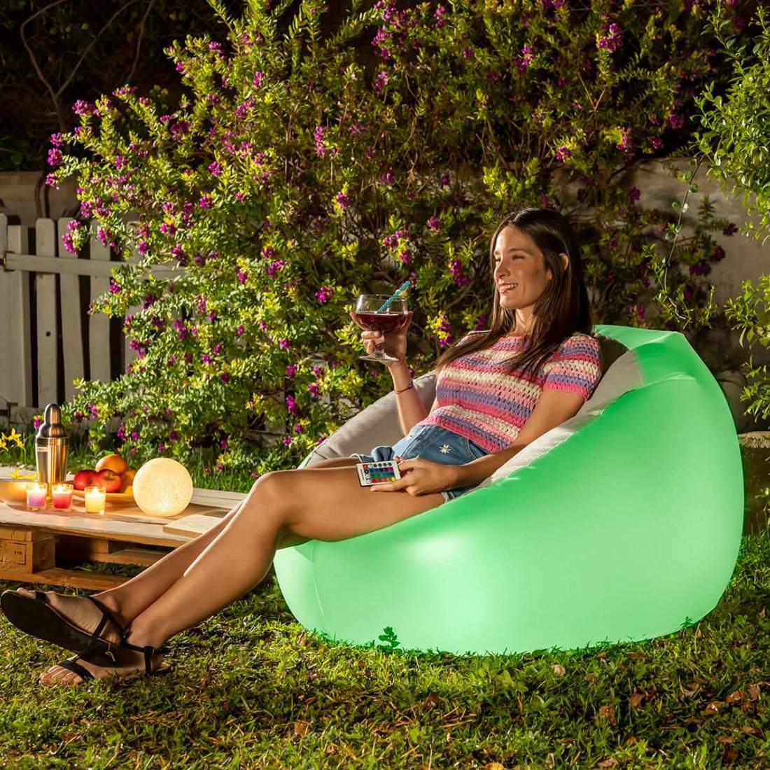 Inflatable armchair with LED lighting eStore