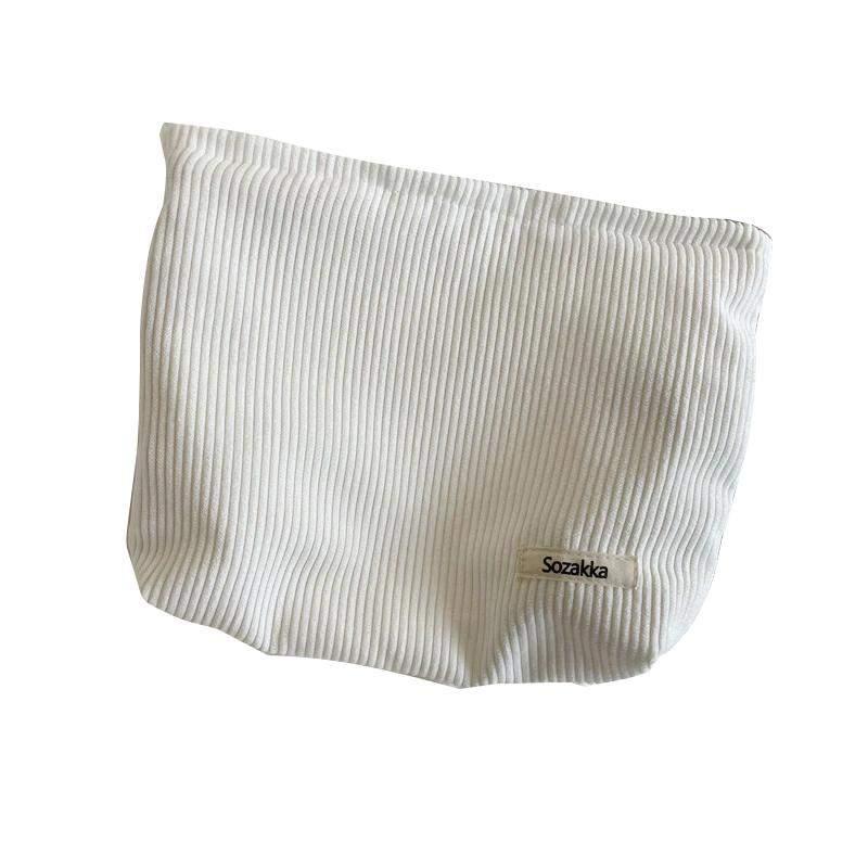 Sminkväska - Manchestertyg - Vit | Hem & Hobby - Resa & Semester - Necessär | Pryloteket