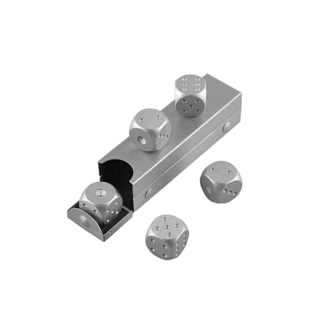 Whiskystenar i Form av Tärningar - Silver - 5 st | Hem & Hobby - Fest & Underhållning - Dryckestillbehör | Pryloteket