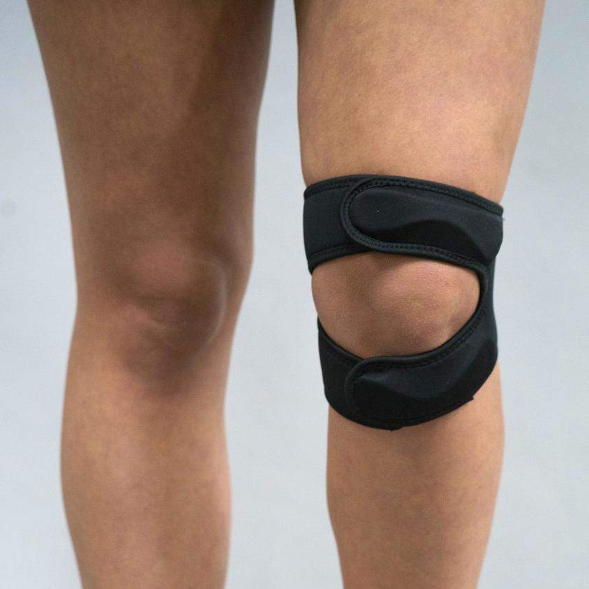 Knæbandage til smertelindring og støtte