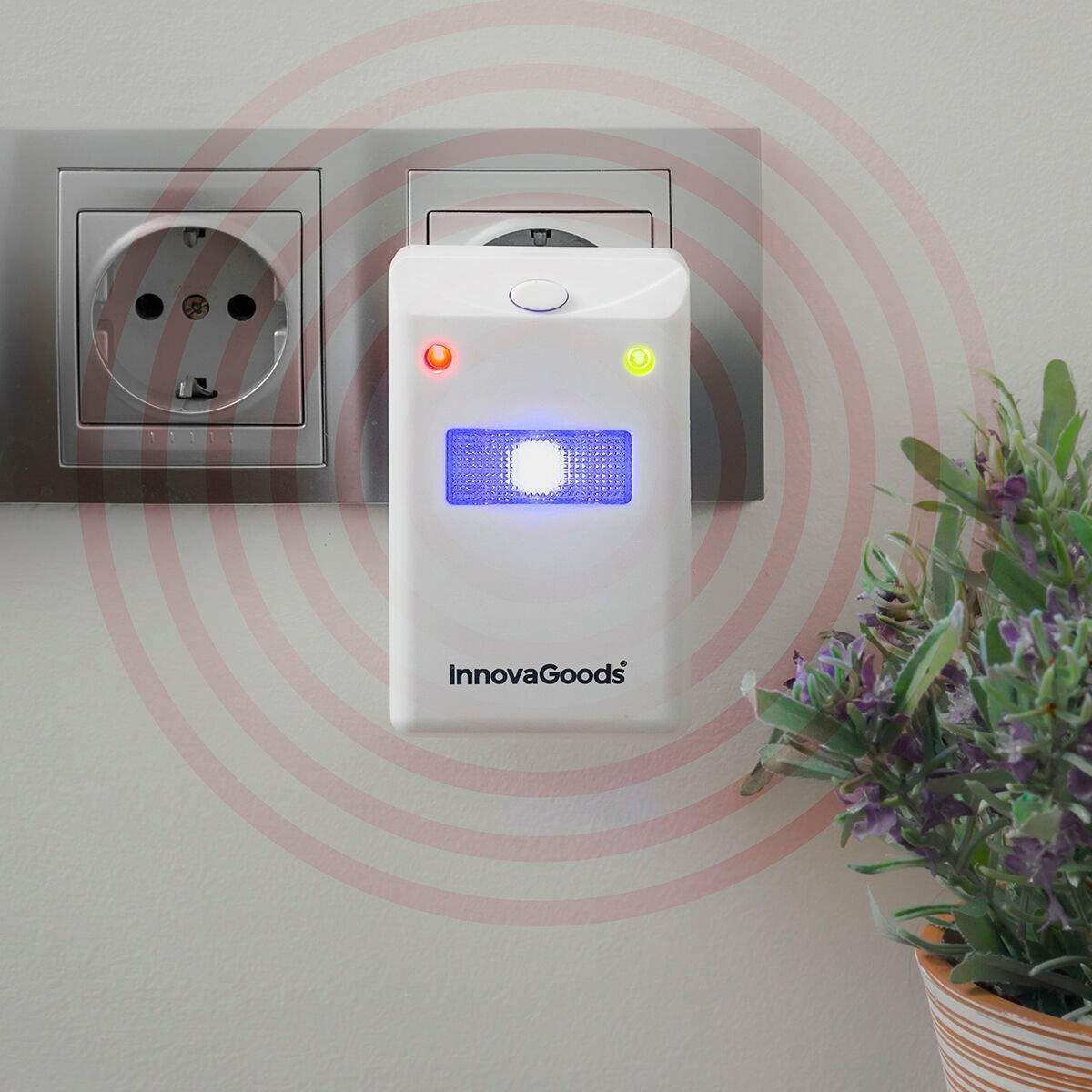 Ultrasonisk insekt- og gnaverskræmmer med LED