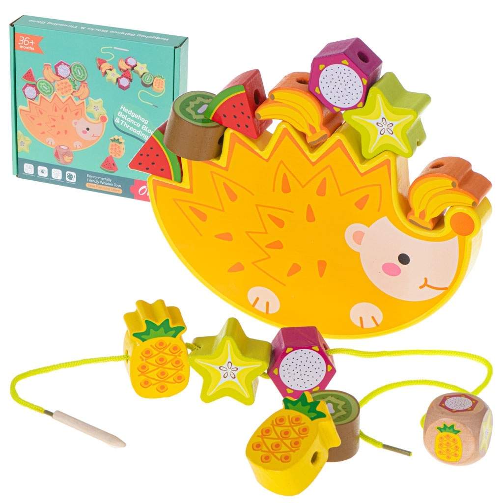 Farverigt træspil med frugter og pindsvin