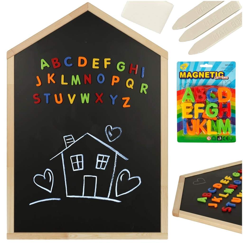 Magnetisk tavle med bogstaver og kridt