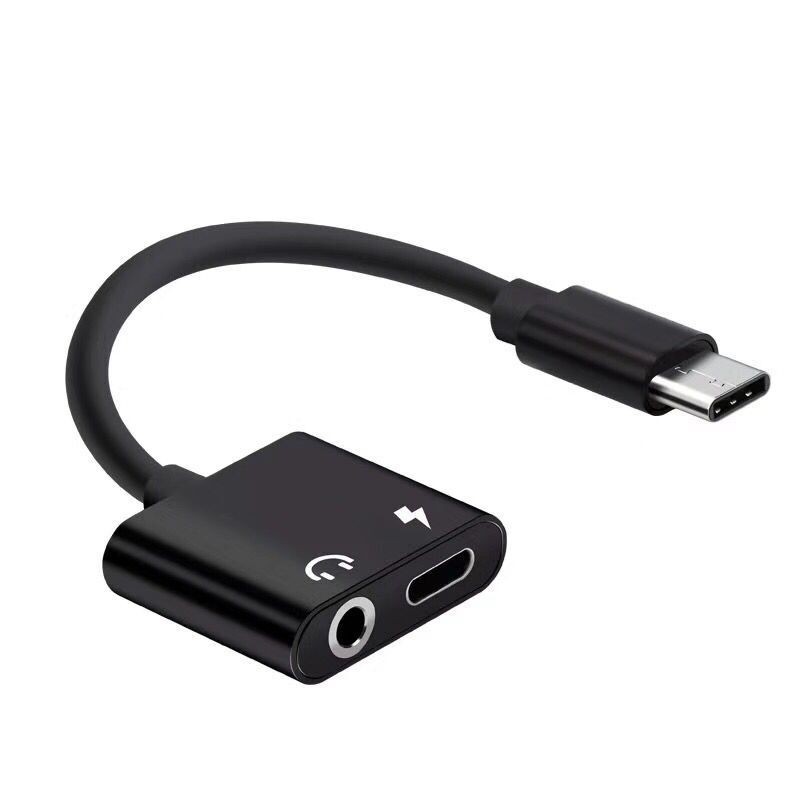 USB-C Adapteri / Jakaja USB-C & AUX -porttiin
