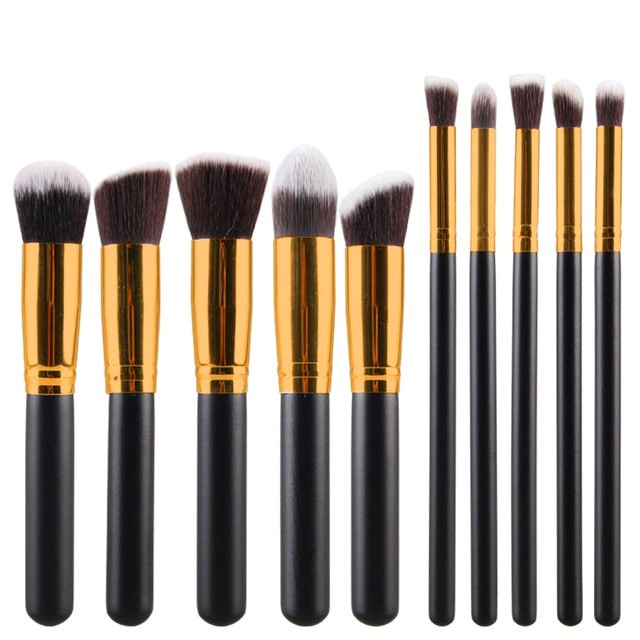 Meikkiharjasetti 10 osaa   Musta ja Kulta