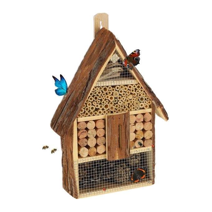 Insekthotel i form af et hus