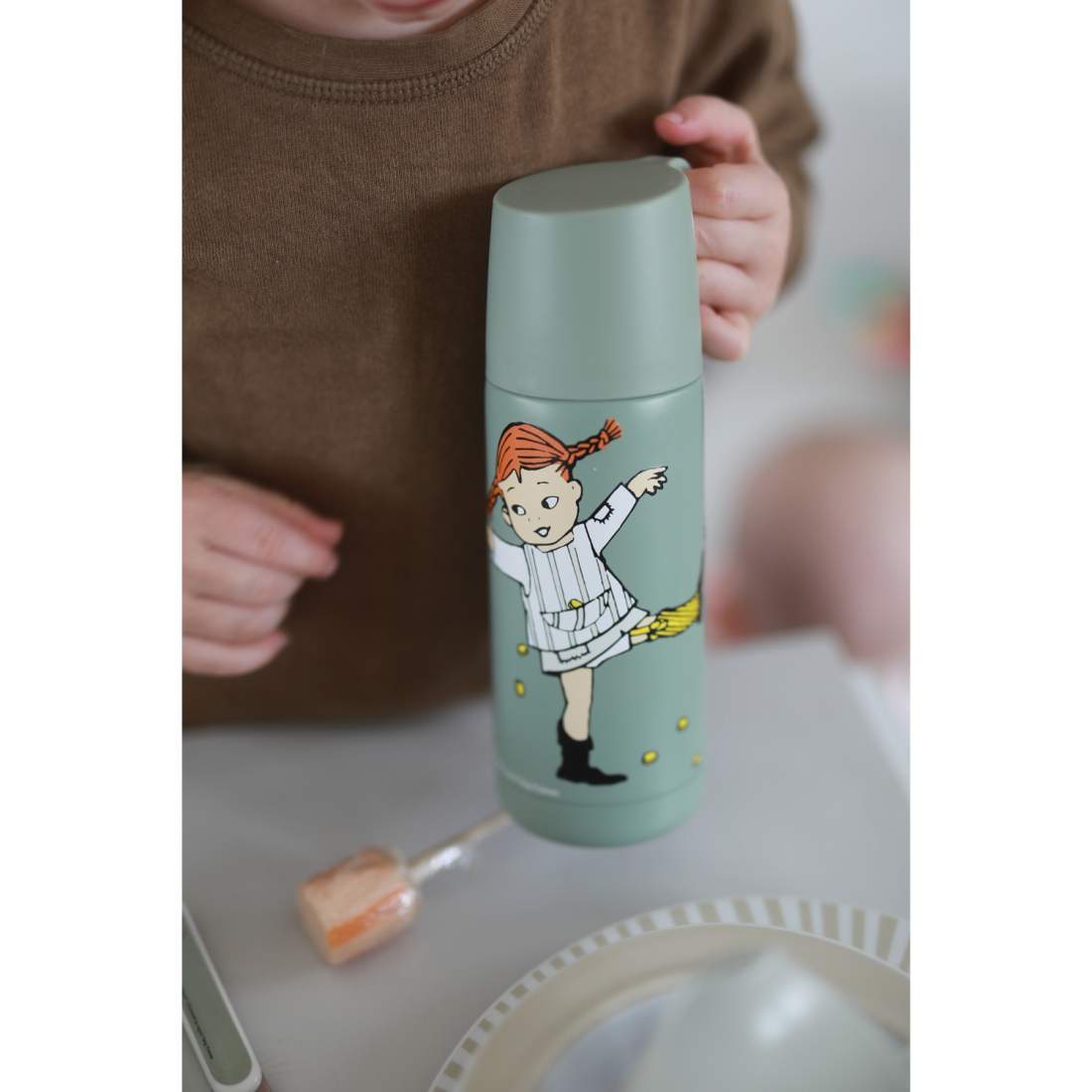 Alternativ bild 1 för Rätt Start Pippi Långstrump Cirkus Termos 350 ml (Grön)