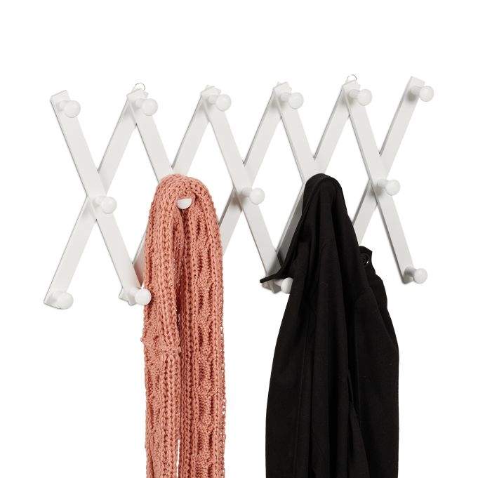 Udtrækkelig vægkrog i træ