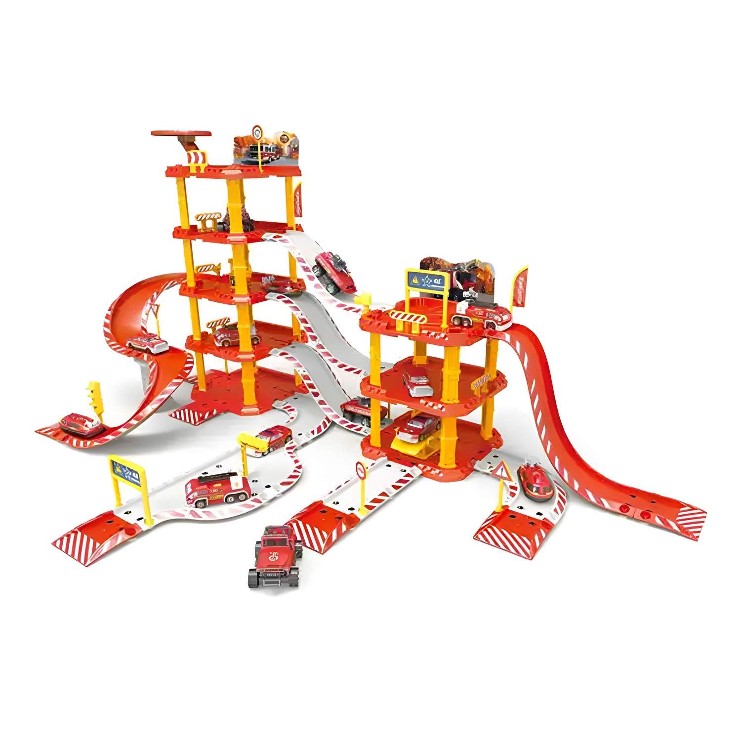 Stor brandstation parkeringshus, 4 plan, tankstation, 100 elementer