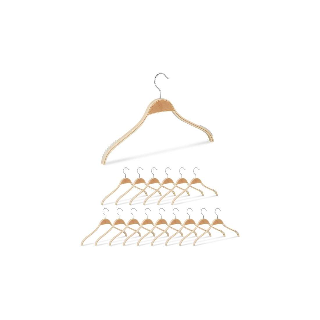 Klädhängare i trä, 16-pack | Mode & Accessoarer - Kläder - Klänningar | Pryloteket