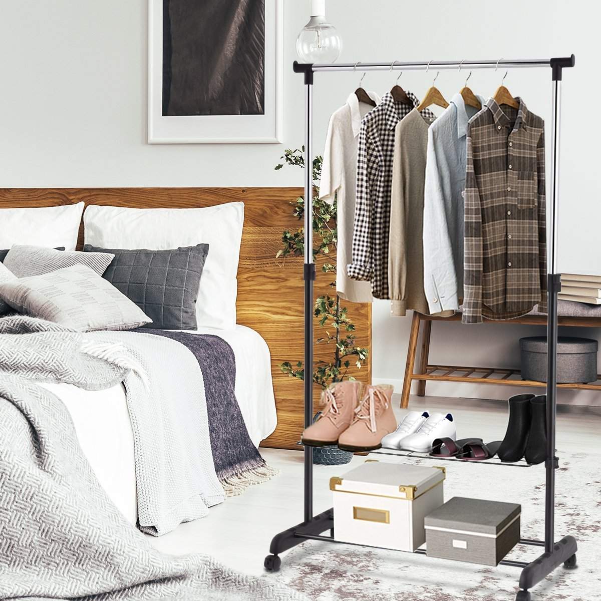 Säädettävä vaateteline pyörillä ja kenkätelineet makuuhuoneen vaatekaappiin musta