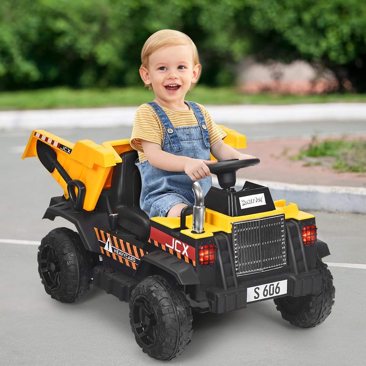 12V b��rnetraktor med elektrisk bagskovl & fjernbetjening & lys + musik + radio til børn fra 3 år og derover