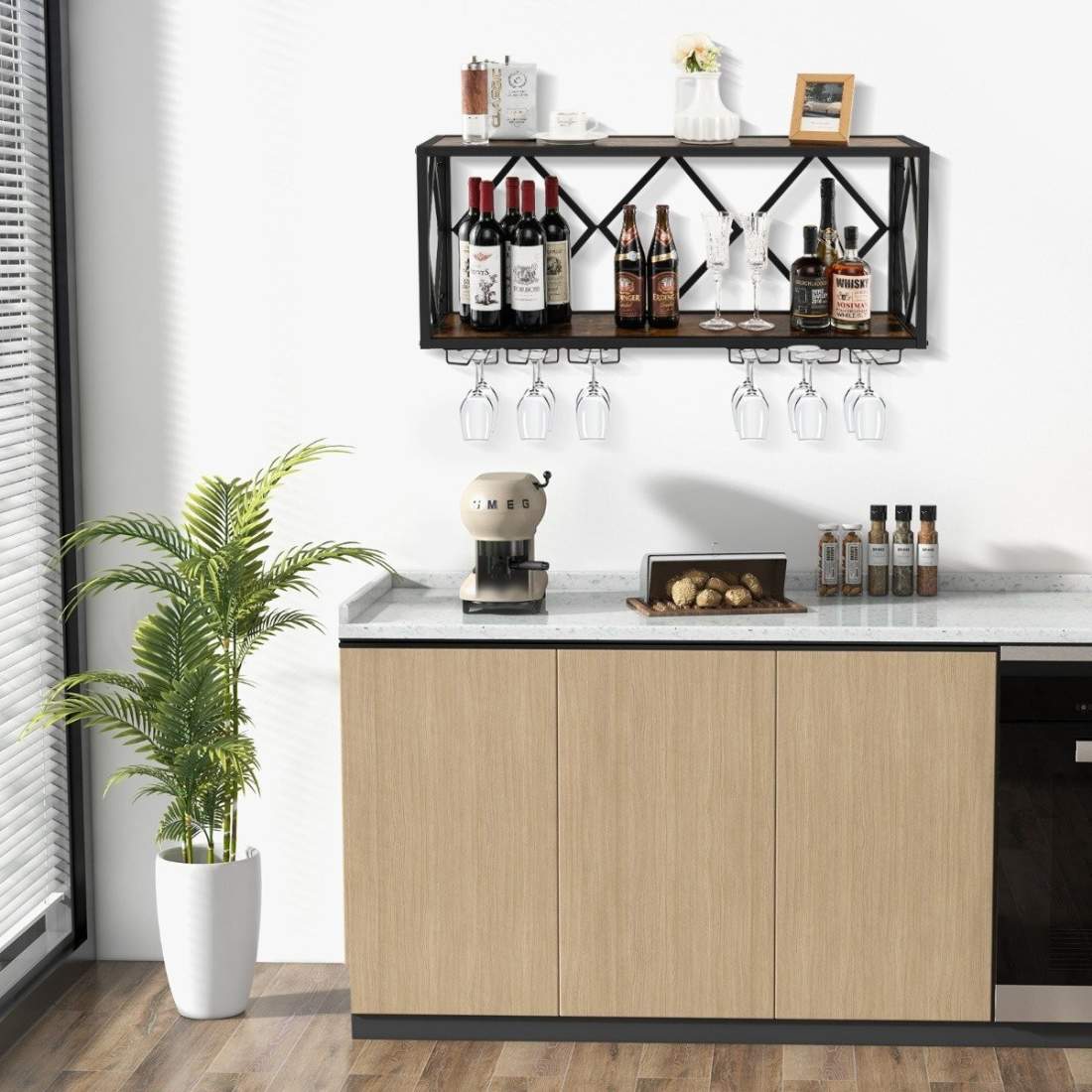 2-vånings vinställvägg med metallram och 6 rader vinglashållare i trä flaskställ | Hem & Hobby - Hem & Hushåll - Kök - Köksförvaring - Kryddförvaring - Kryddburkar | Pryloteket