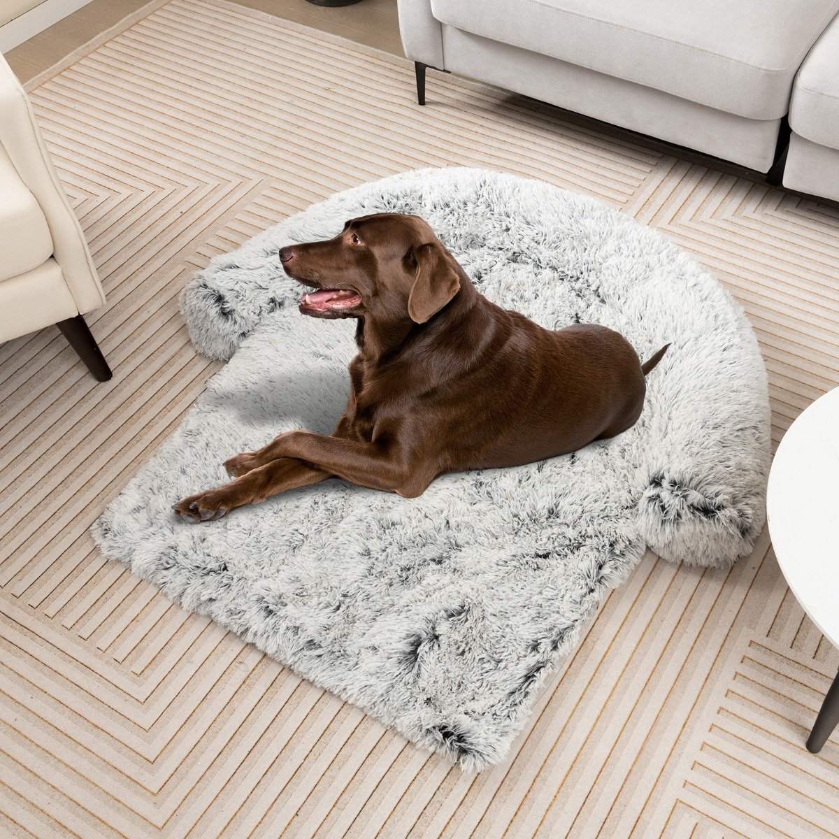Plys seng til hunde med skridsikker bund, aftageligt vaskbart betræk og blød halsrulle, stor 115 x 120 cm, grå-hvid