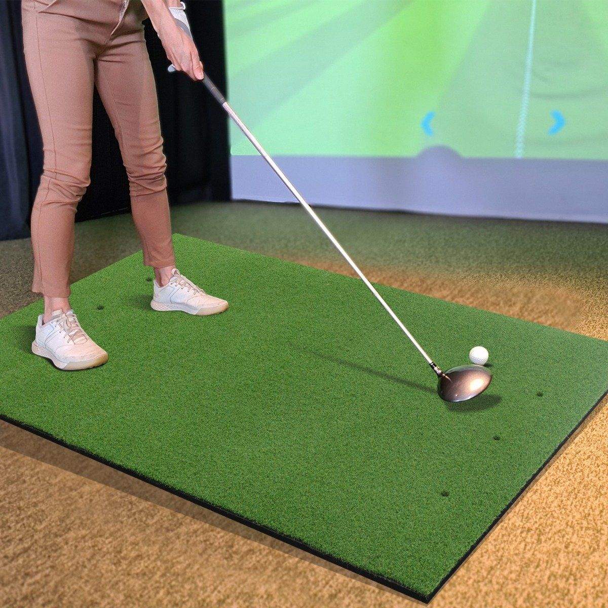 3 i 1 golfslagmåtte med kunstgræs 2 golf-tees 2 justeringsstænger og 6 forborede tee-huller 60" x 47"