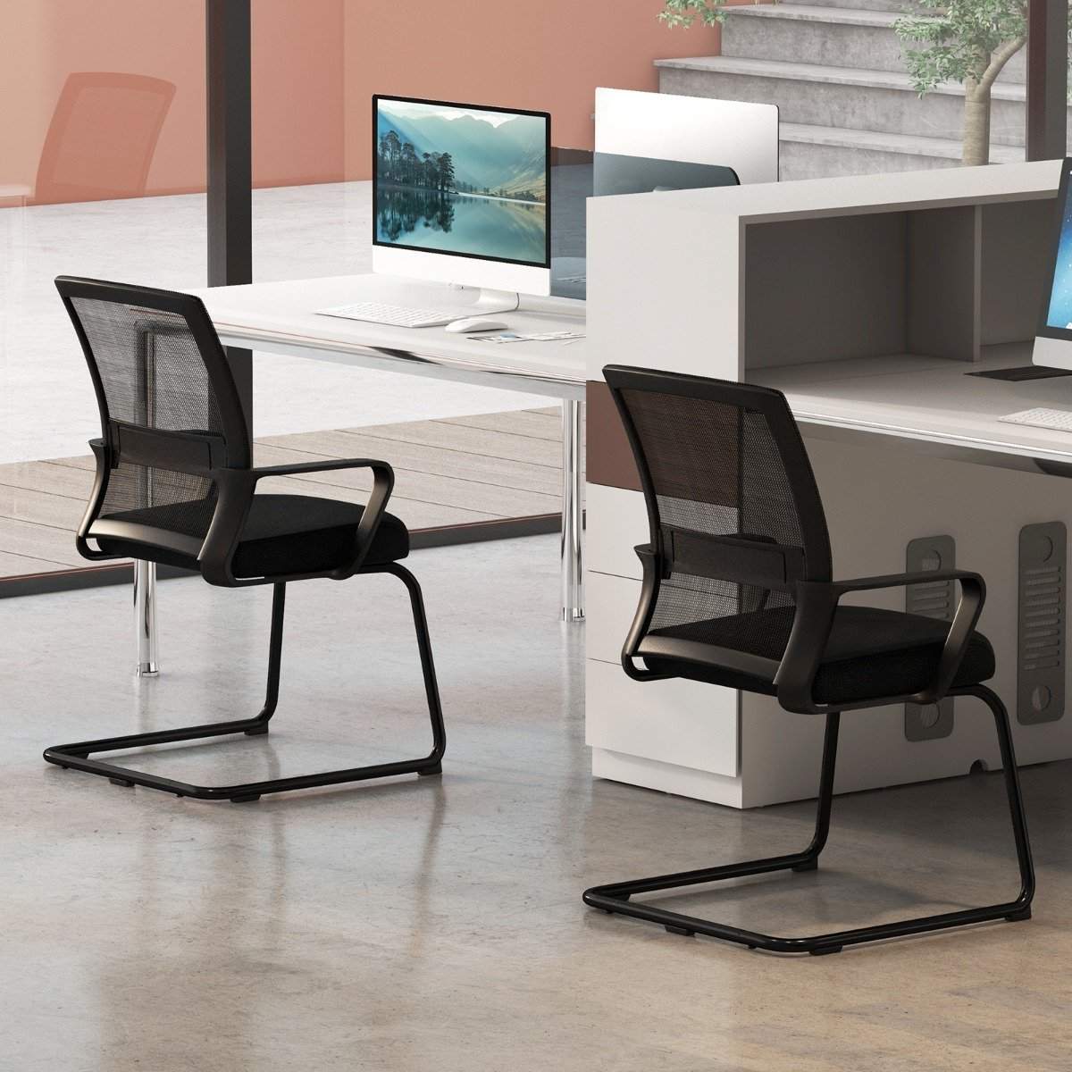 Gæstestol med lændestøtte & slædebund & polstret sæde konferencestol sort