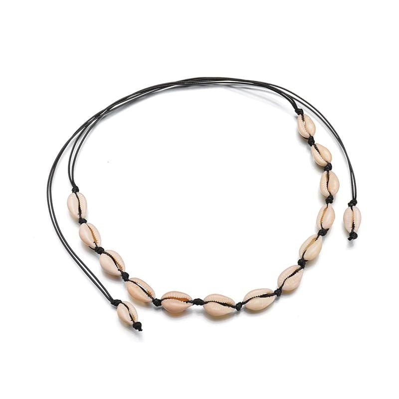 Choker-kaulakoru valkoisilla Simpukoilla - Musta