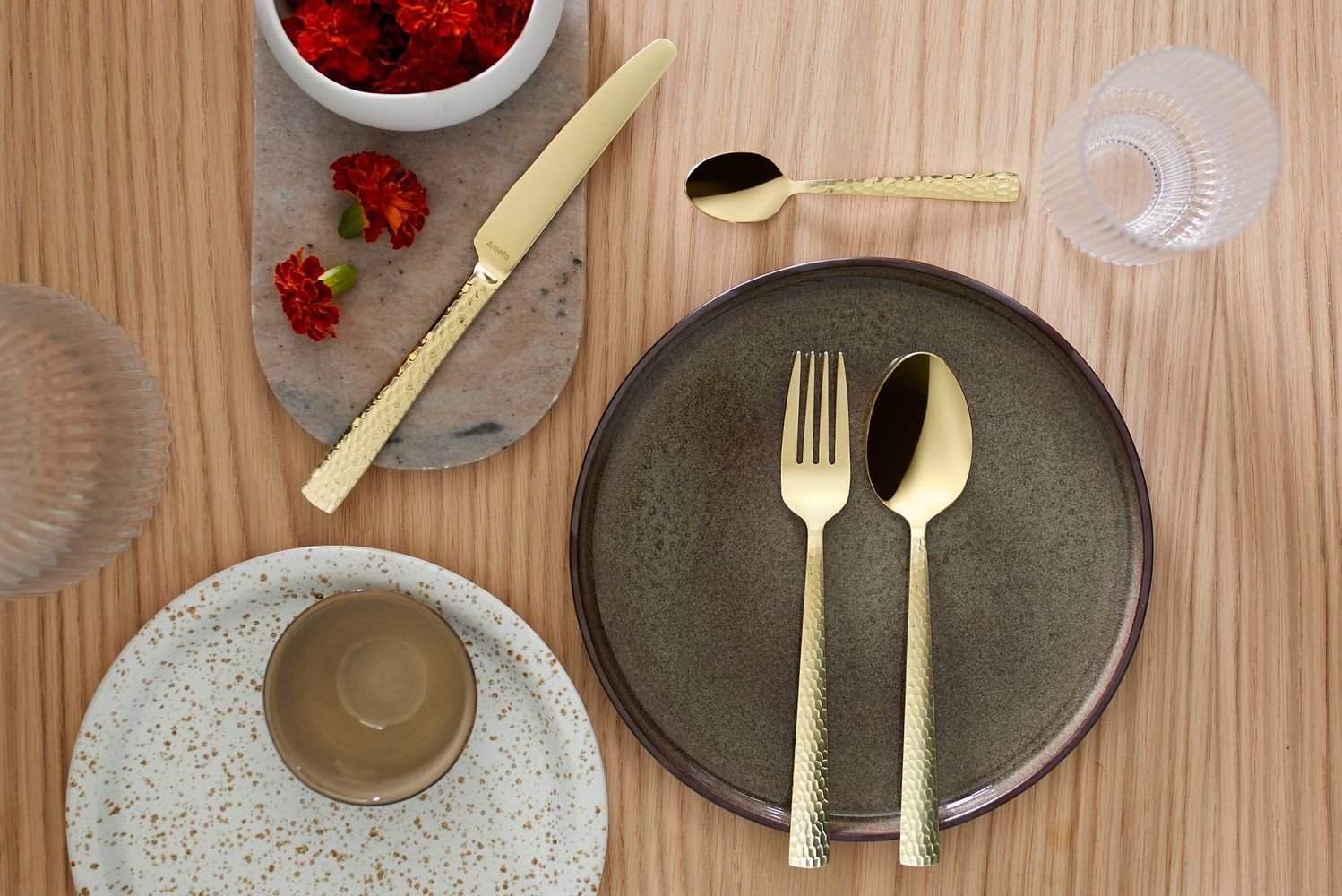 Felicity ruokailuvälinesarja 24 osaa samppanjaa