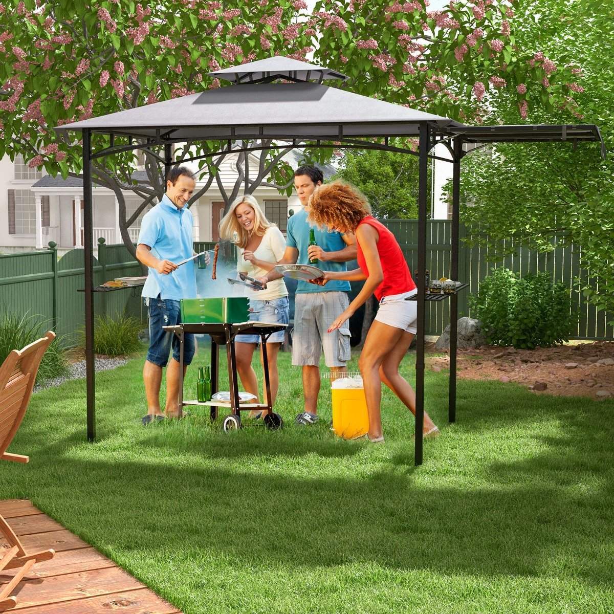 Grillpavillon med sidefortelt, dobbelttag og opbevaringshylder
