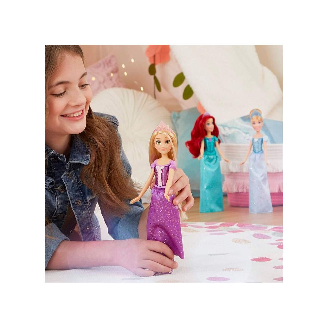 Rapunzel docka med Royal Shimmer Dress och långt hår | Hem & Hobby | Pryloteket