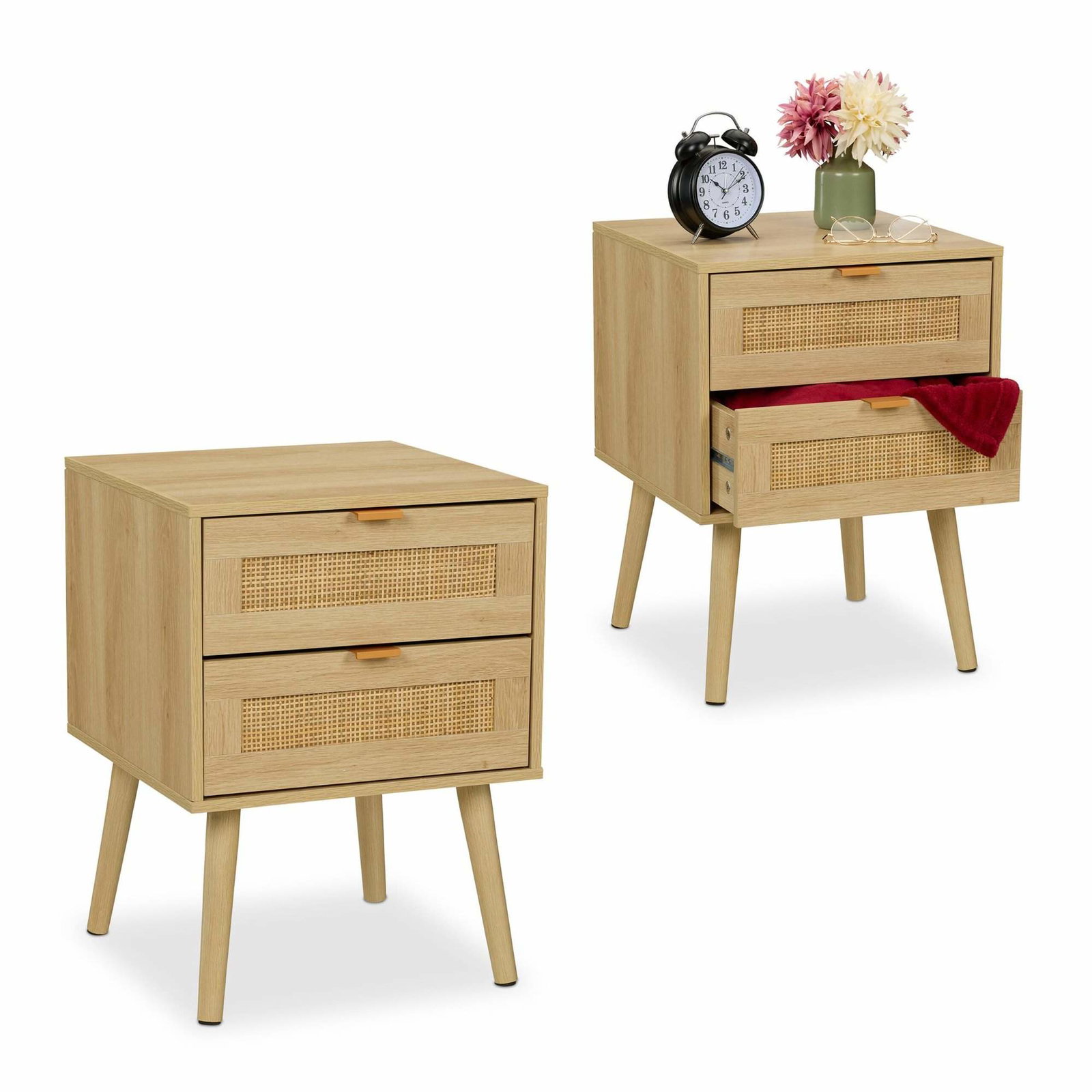 Natbord med 2 skuffer i rattan – design med trælook