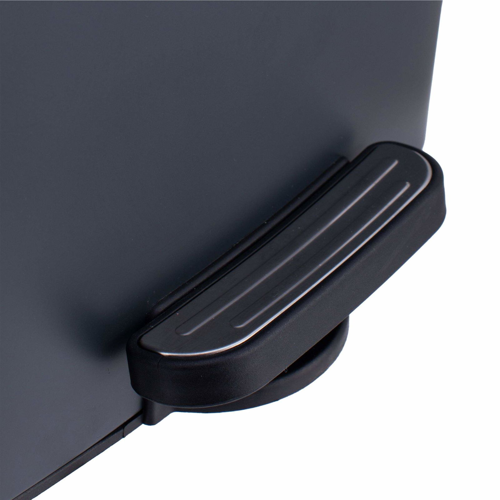 20L Pedalspand til køkken – Håndfri, blødt lukkende låg