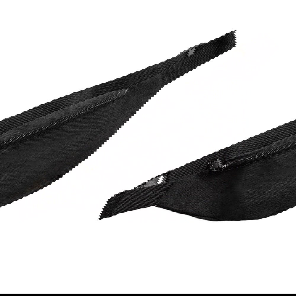 Pieni vyölaukku, Musta