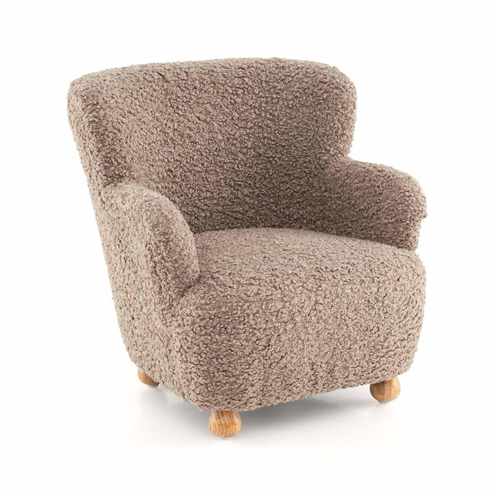 Sherpa børnesofa med ryglæn og træben – brun