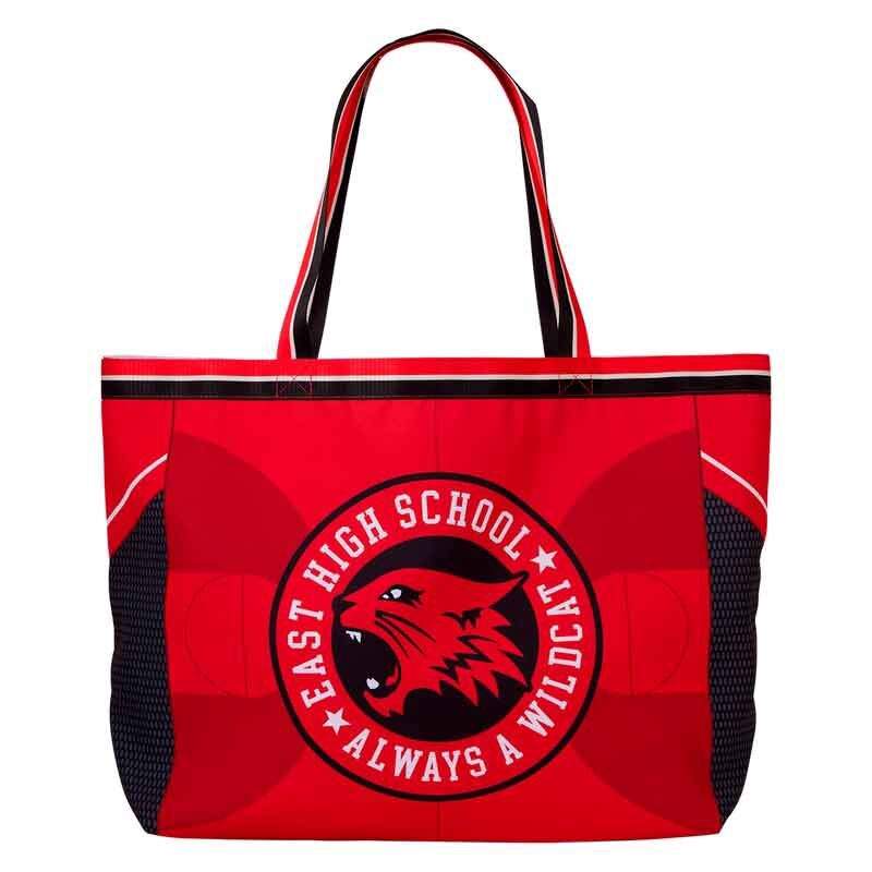 Loungefly High School Musical Wildcats Shoppingväska | Hem & Hobby | Pryloteket
