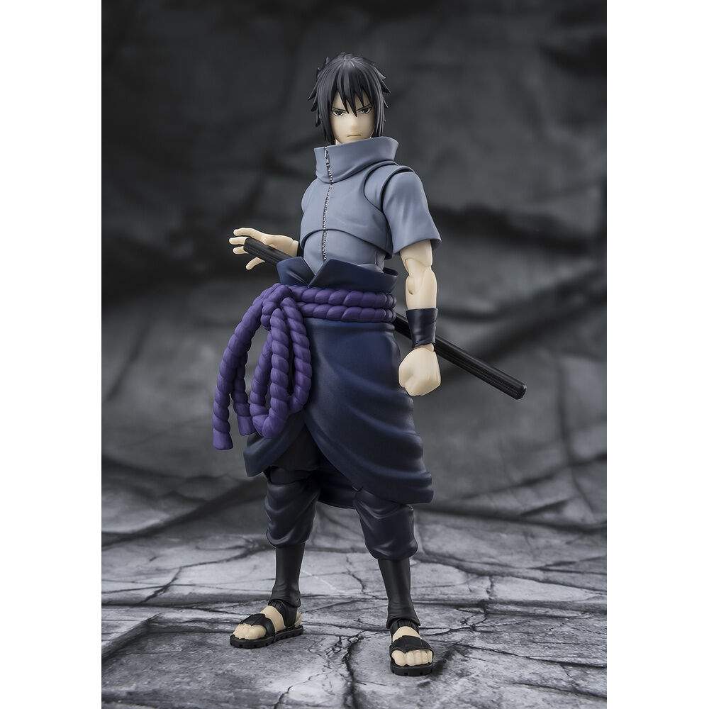 Naruto Shippuden Sasuke Uchiha Solitary Shinobi S.H.Figuarts figur 14,5 cm