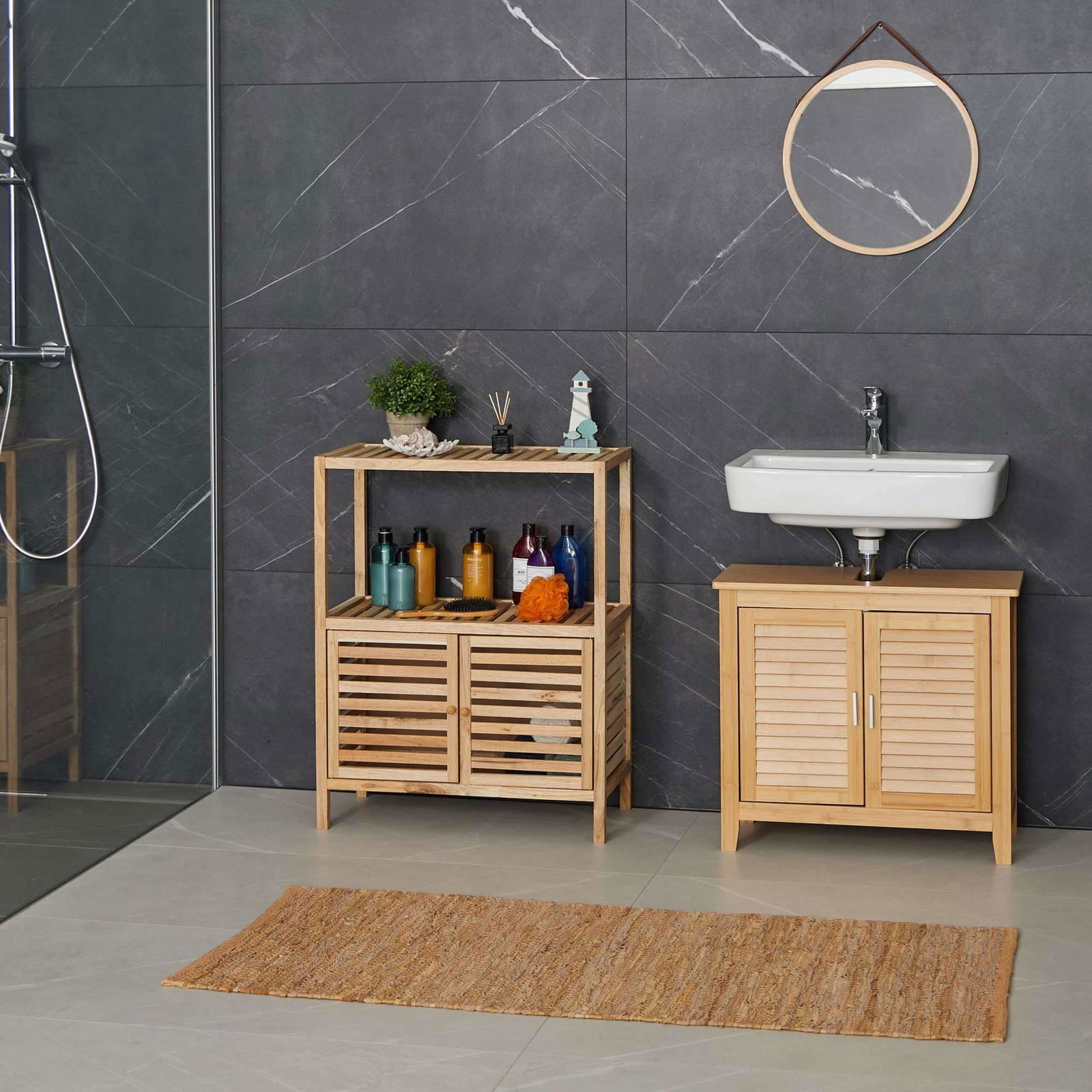 Badeværelseshylde i valnød