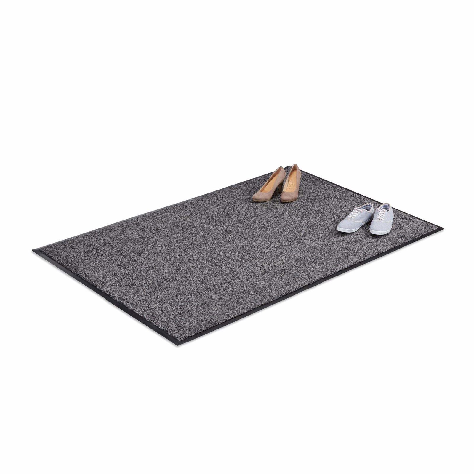 Smudsopsamlende måtte grå