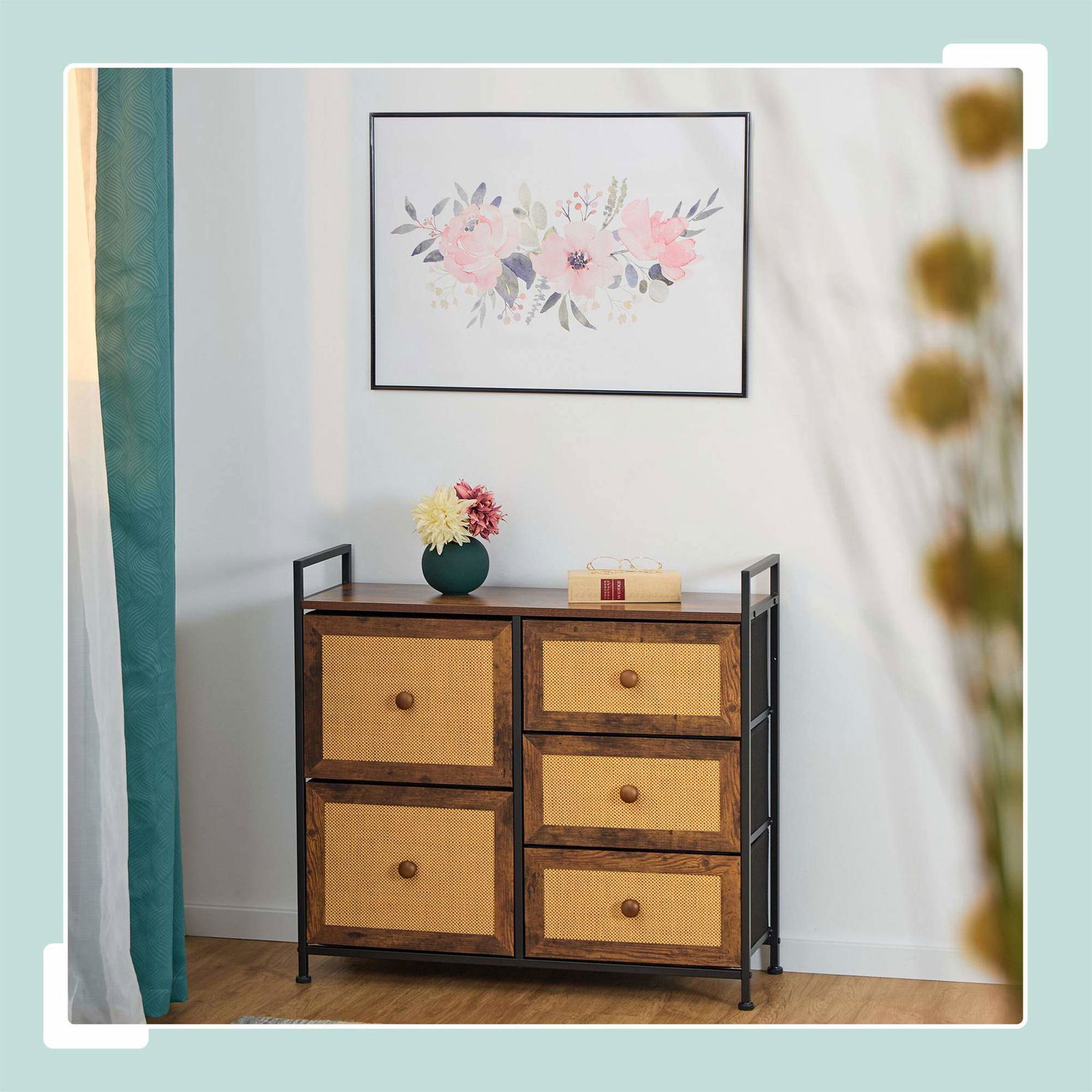 Kommode med 5 skuffer i rattan look