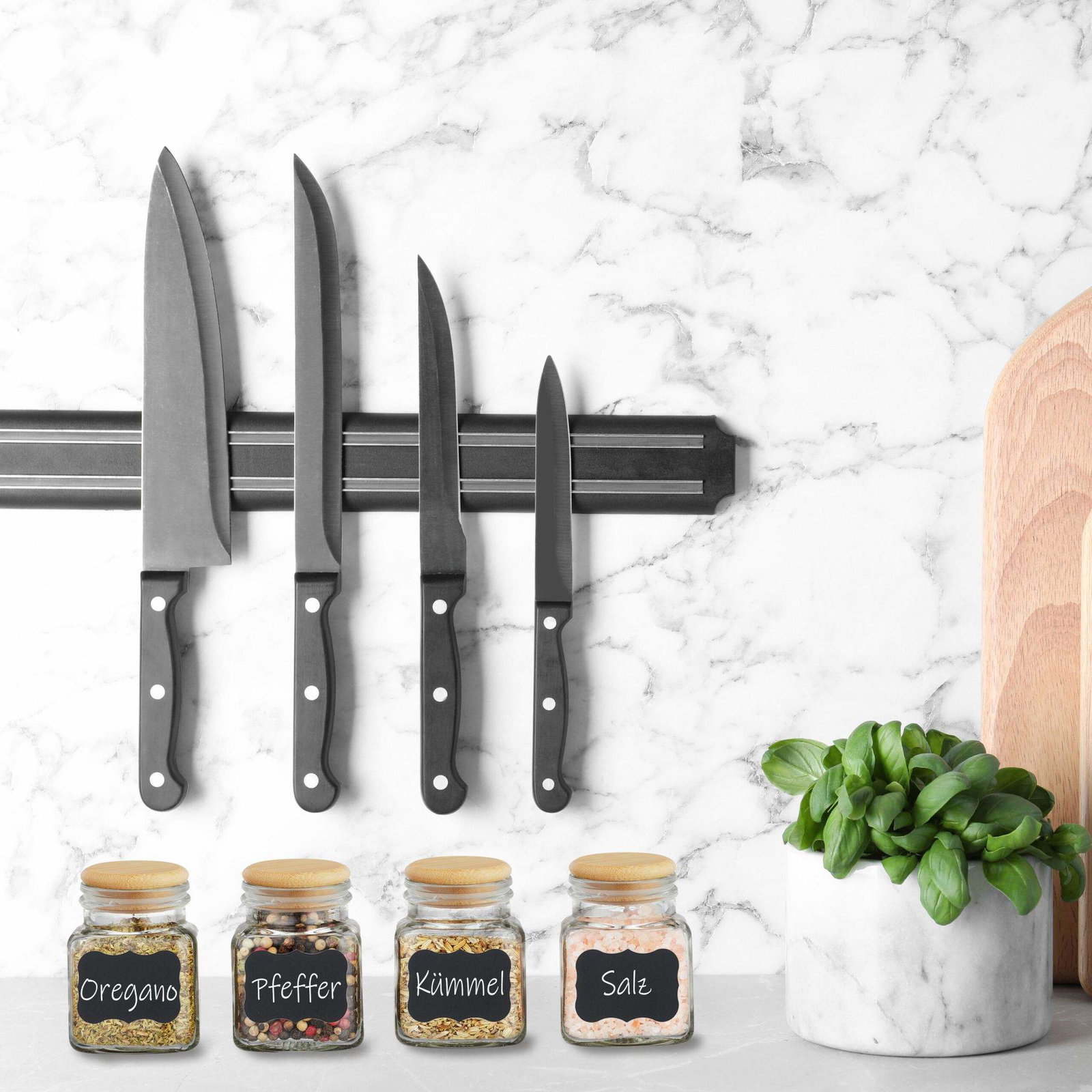 set med 12 kryddburkar med bambulock | Hem & Hobby - Hem & Hushåll - Kök - Köksförvaring - Kryddförvaring - Kryddburkar | Pryloteket