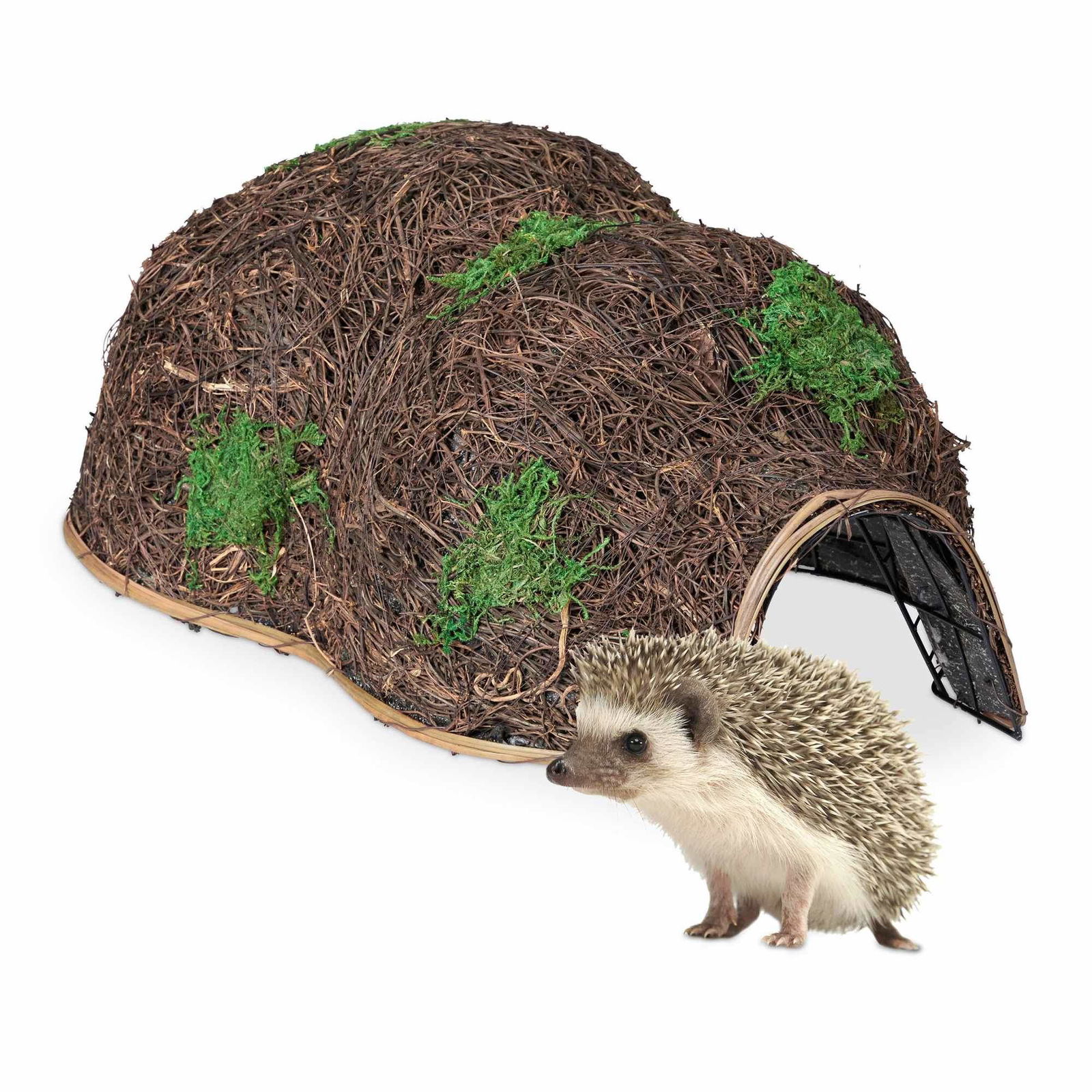 Stort pindsvinehus lavet af halm