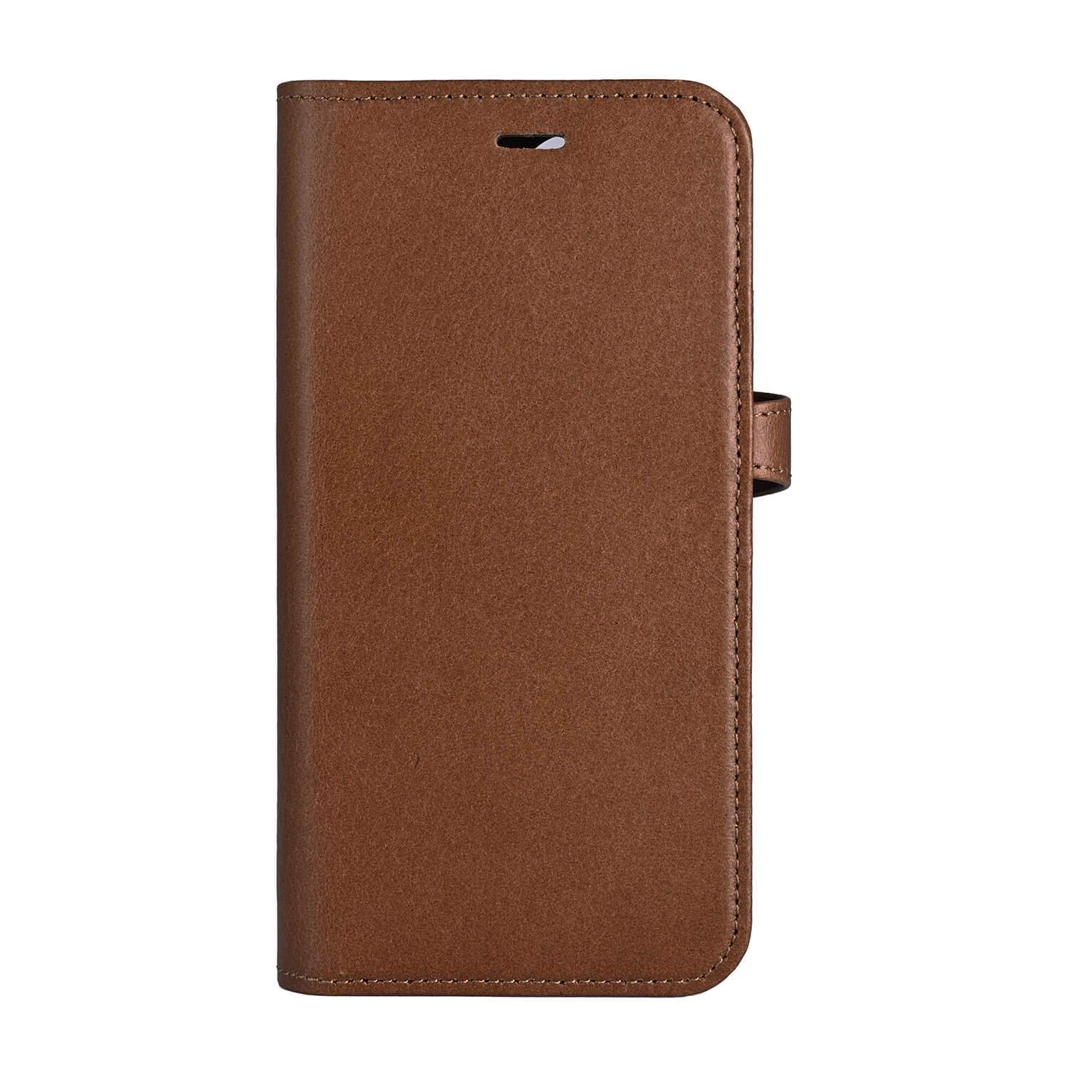 BUFFALO 2in1 Leather 3 card MagSeries iPhone 16 Brown | Elektronik - Ljud & Bild - Högtalare | Pryloteket