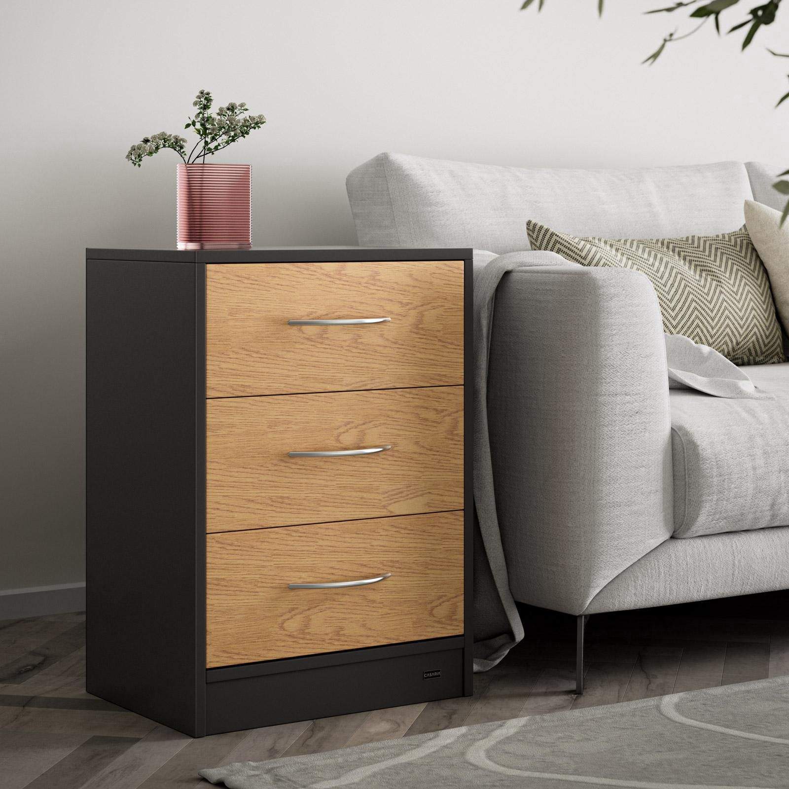 Moderne træ/gråt sengebord med 3 skuffer, 54 cm