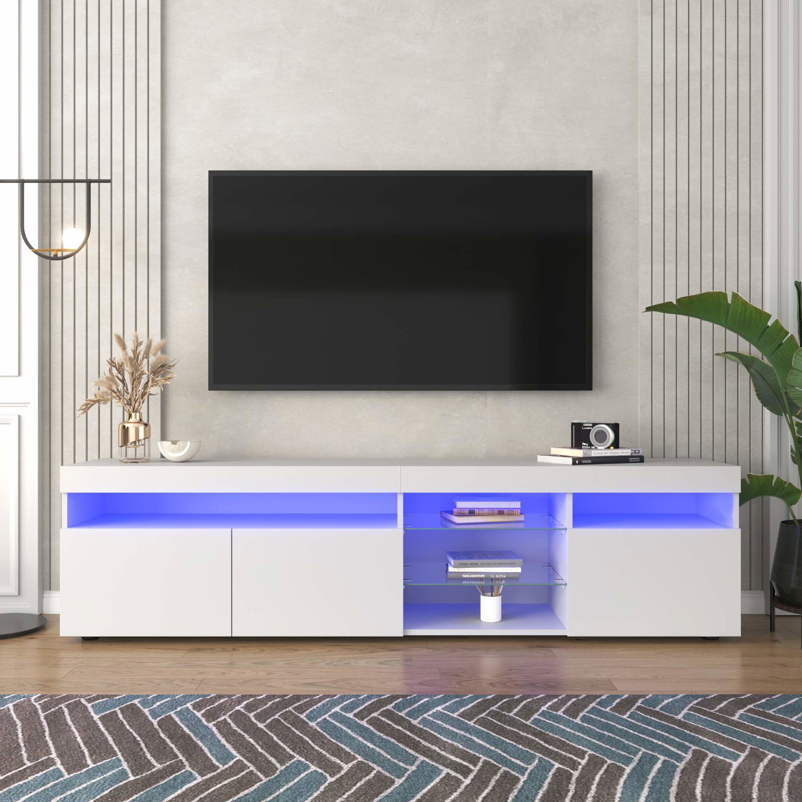 Hvidt TV-bord med LED-belysning – 180 cm, glashylder