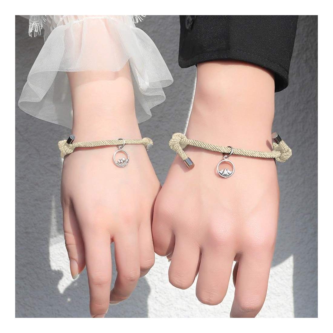 Pararmband med Magnet - Beige | Mode & Accessoarer - Smycken, Smyckesset & Tillbehör - Armband | Pryloteket