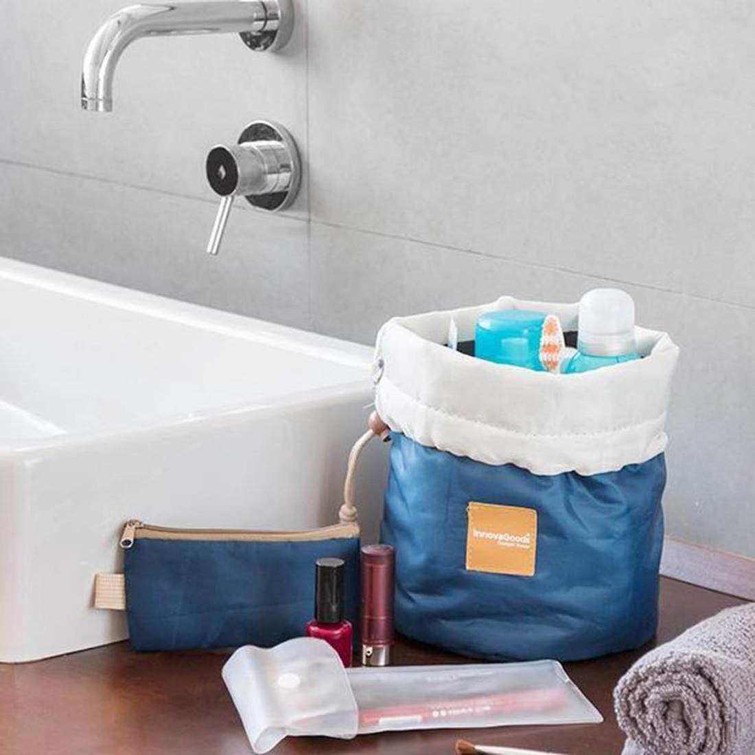 Resenecessär till Smink | Hem & Hobby - Resa & Semester - Necessär | Pryloteket