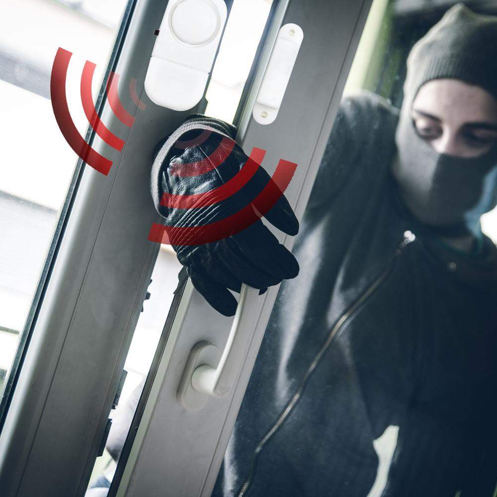 Alarmsensor for vindues- og døråbninger