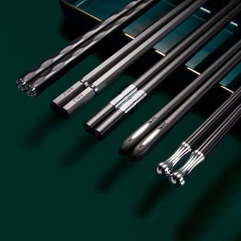 10x Syömäpuikot - Mustilla Yksityiskohdilla