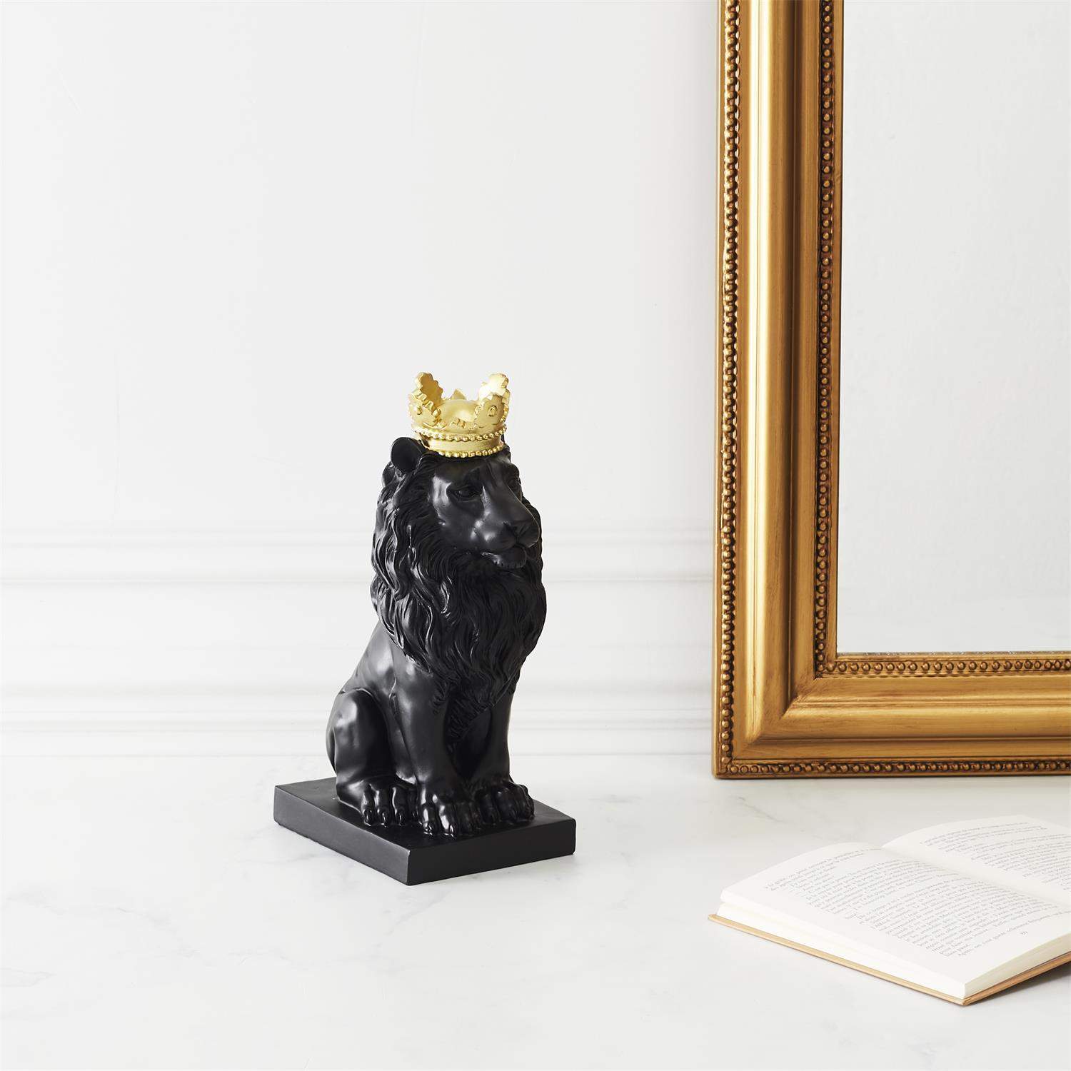 Løvestatue med guldkrone - sort